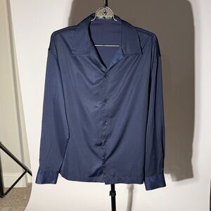 Zara Man satin effect pin collar Navy Button-Up Shirt mediun
